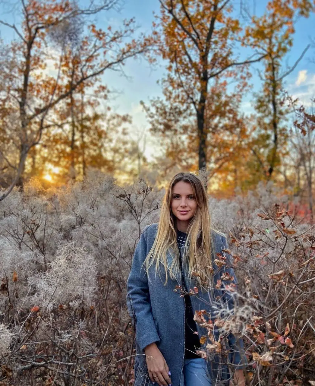 Discover Her Profile