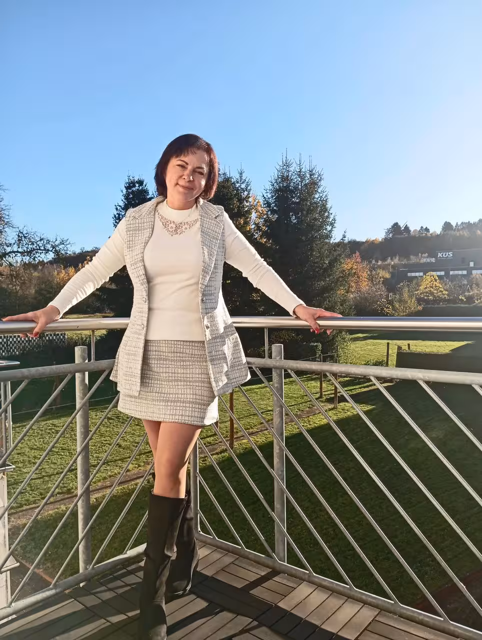 Discover Her Profile