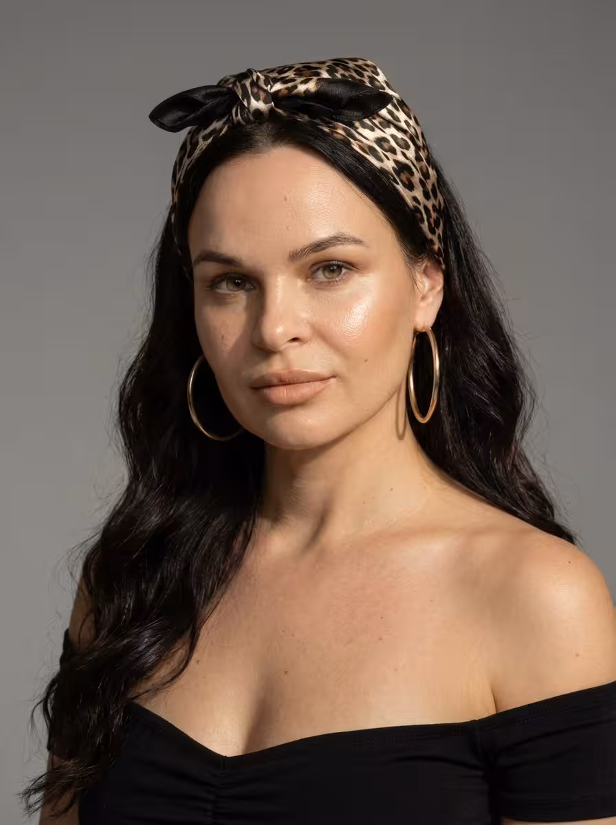 Discover Her Profile