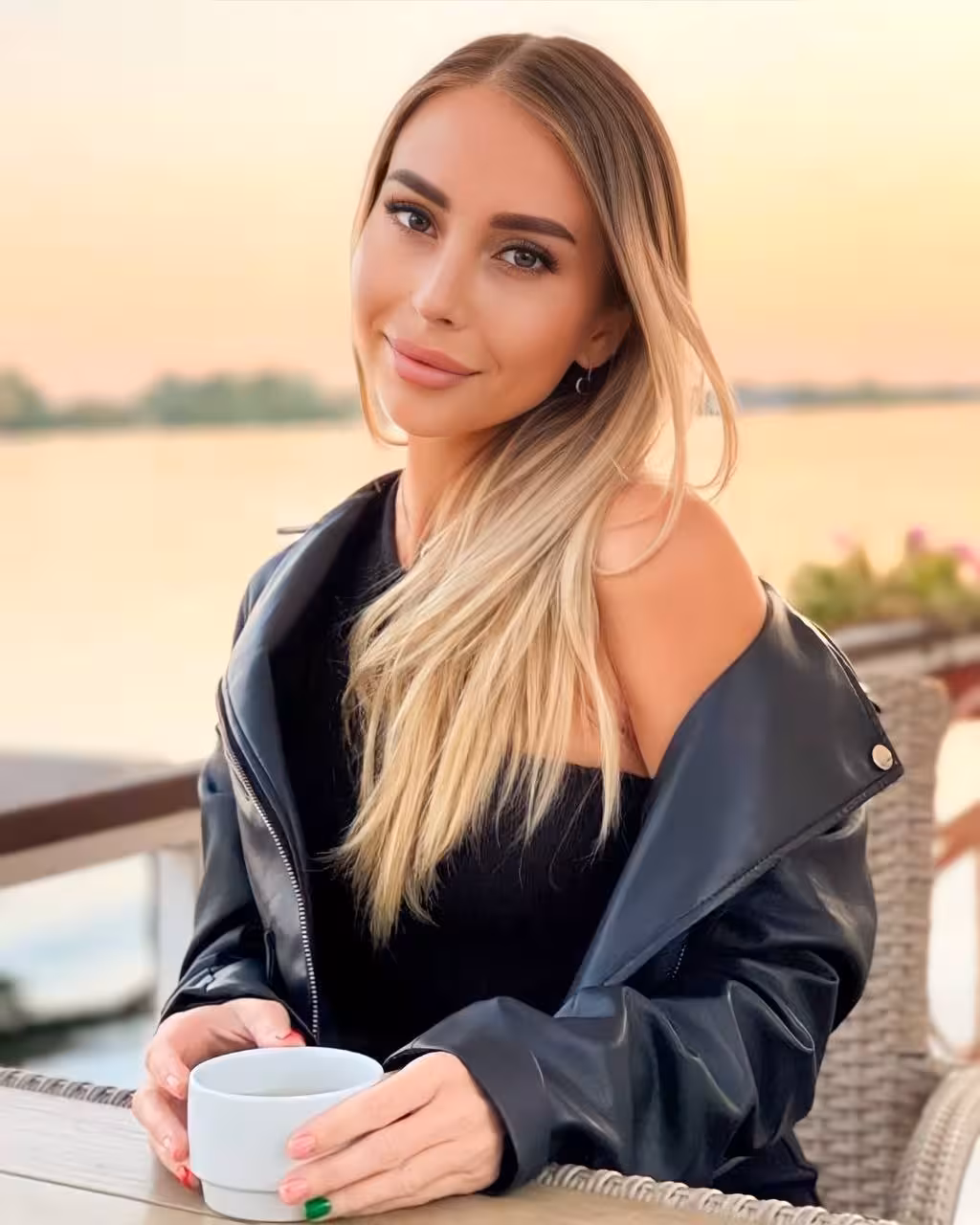 Open Her Profile