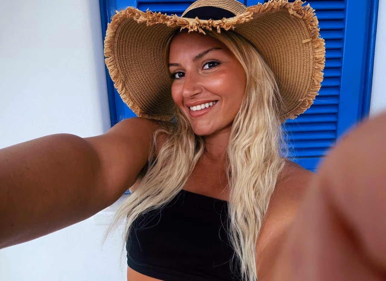 Open Her Profile