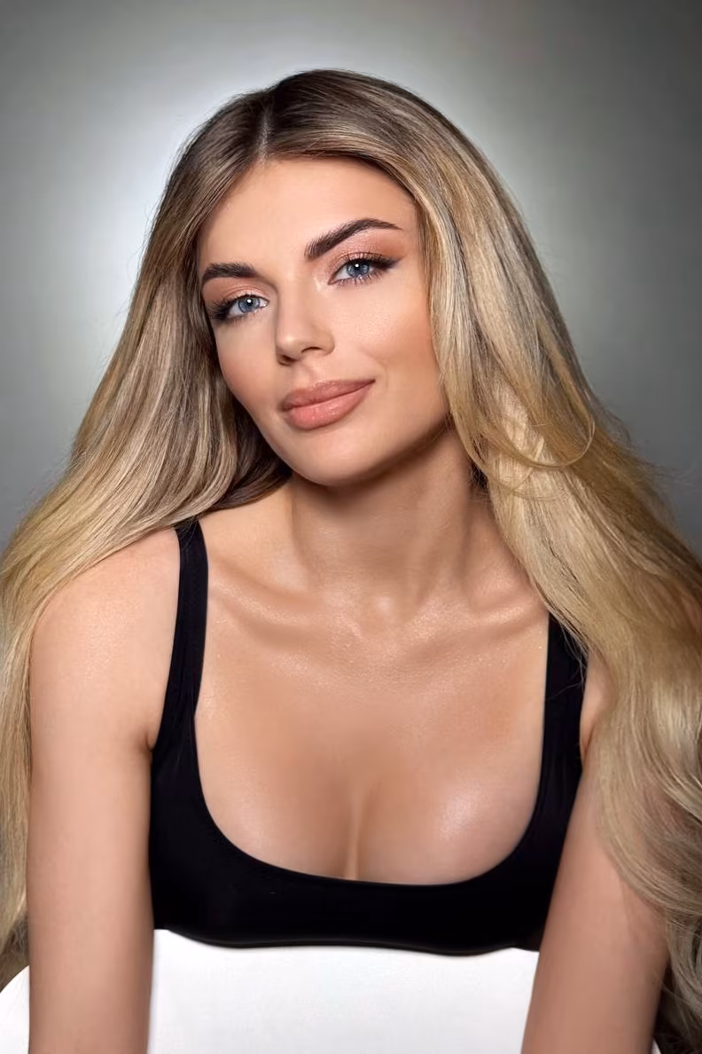 Alexandra 30 Kyiv Ukraine Ready to build a family together mail order bride