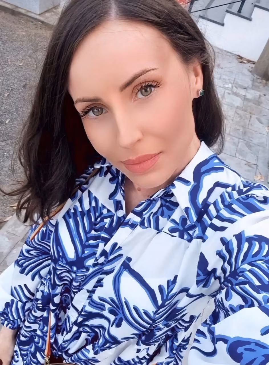 Open Her Profile