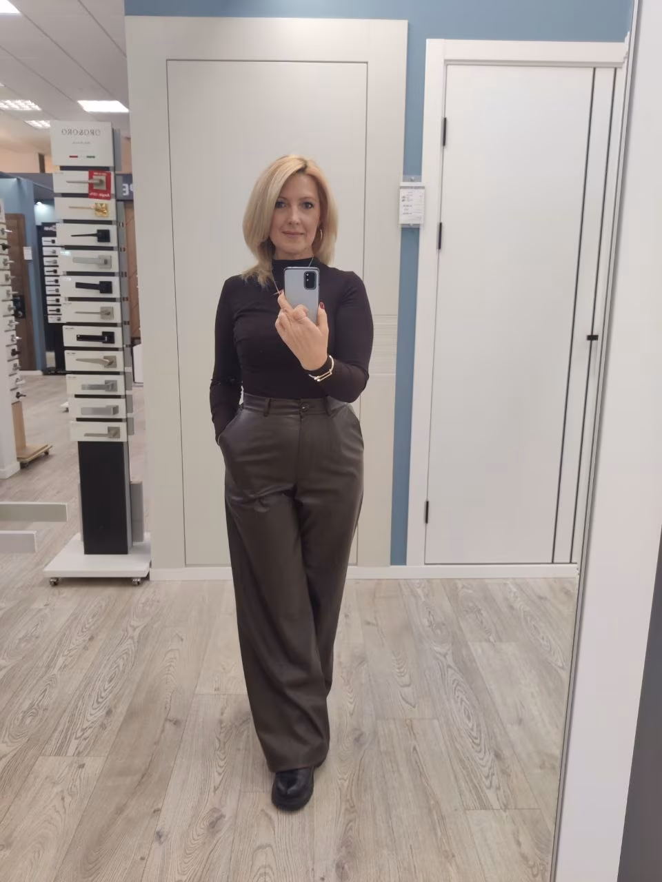 Open Her Profile
