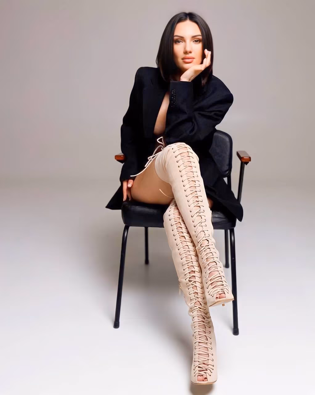 Kate 32 Lviv Ukraine Seeking a traditional man mail order bride